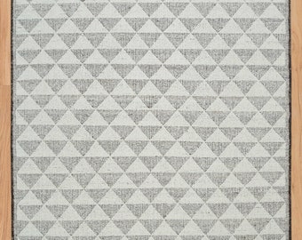 Hand-Knotted 8x10 Wool Area Rug: Cream/Brown Geometric Flat Weave