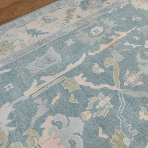 Babyblauer Oushak-Teppich, Türkischer Teppich aus Pfirsichpastelltönen, Großer Küstenteppich Grün-Silber, Gedämpfter Wollteppich in verschiedenen Größen: Paradise AR_3820