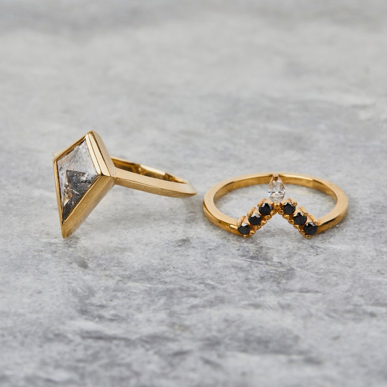 Handmade 2.88ct Kite Shape Salt and Pepper Diamond Ring, 18k Yellow Gold Alternative Engagement or Statement Ring, Ethically Sourced image 7