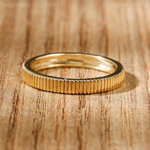 18K Solid Gold Ribbed Wedding Band Ring Minimalist Fluted Wide Band Engagement Ring for Men and Women Handmade Jewelry