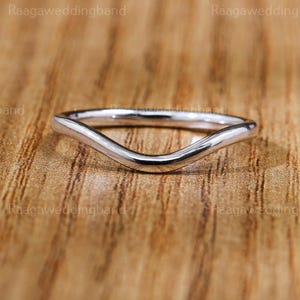 14k Solid Gold Curved Wedding Band, Simple Plain Chevron Ring, Matching Engagement Band for Women, Delicate Gold Stackable Band