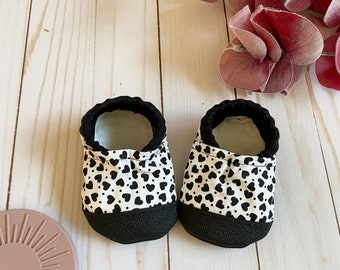 Heart baby shoes black and white baby moccasins baby gift for girls vegan nonslip moccasins