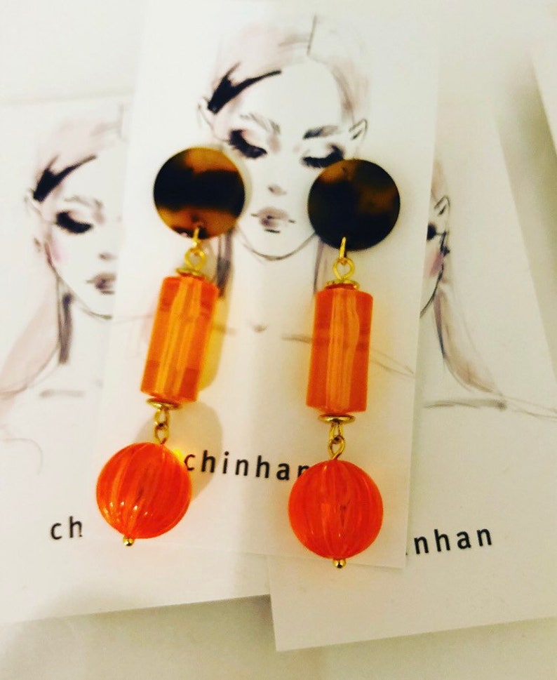 Transparent orange lucite earrings Orange lucite dangle on tortoise shell stud Vintage inspired long dangle earrings