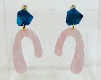 Bubblegum pink wishbone tortoise shell dangle earrings, Tortoise shell dangle earrings, Acetate earrings, Pearlescent acetate earrings