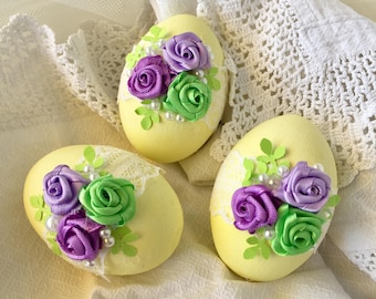 Oeufs décorés Oeufs de Pâques shabby chic Oeufs en bois Plateau à plusieurs niveaux Pâques