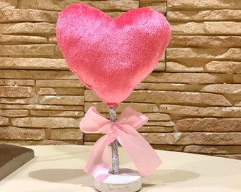 Valentinstag-Kaminsims-Dekoration, pinkfarbene Samtherzen, handgefertigtes Geschenk für Sie