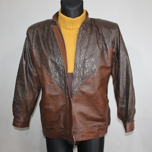Vintage 70er Schwedische Distressed Braune Leder Bomberjacke für Frauen, Lässige Mittlere Größe