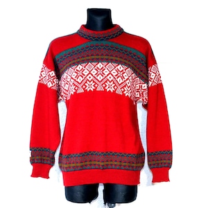 Authentic Norwegian Wool Fair Isle Sweater | Traditional Nordic Folk Jumper | Large Size Snowflake Pattern