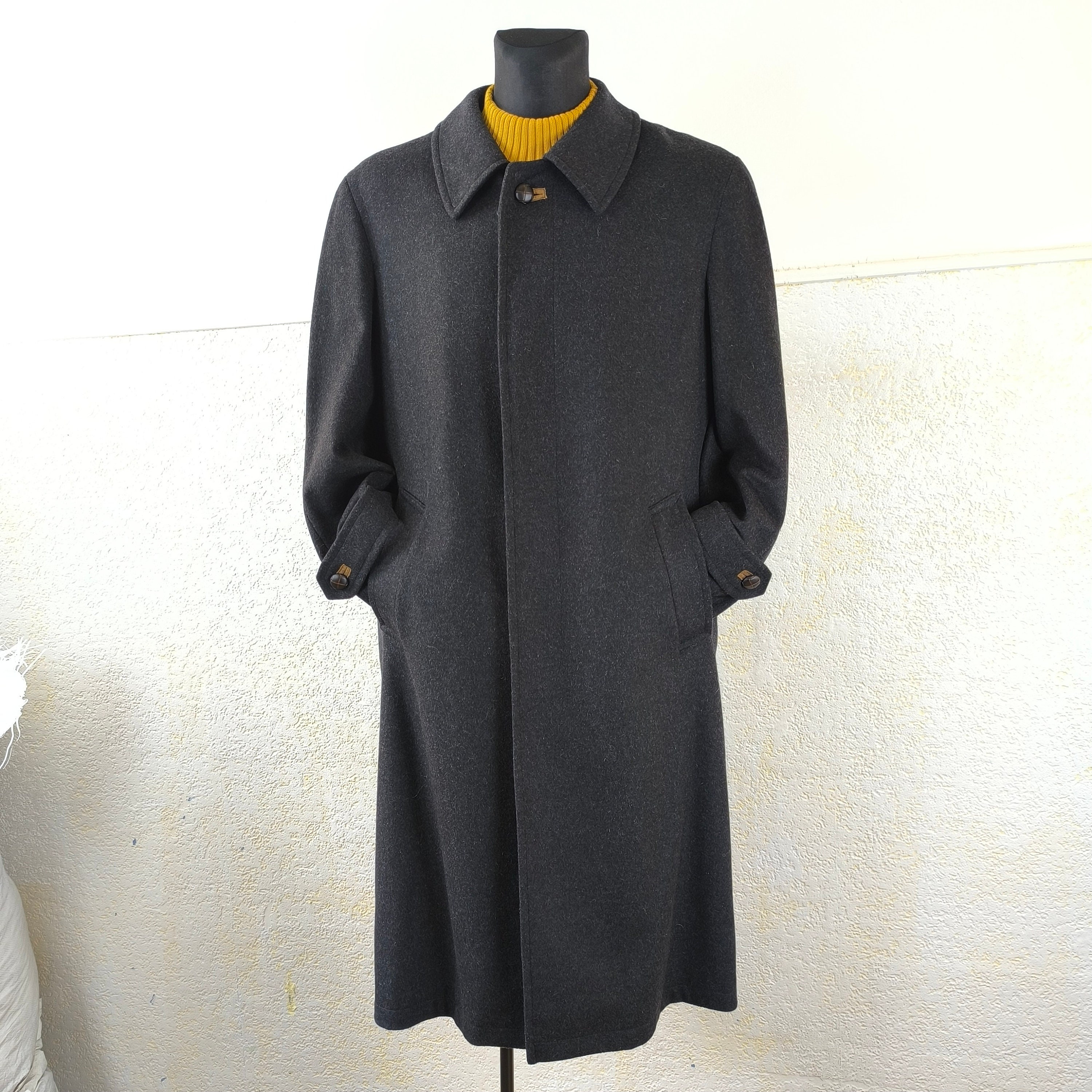 Wool Swing Coat, Charcoal Black Wool Coat Men, Alpen Loden, Long Coat, Minimalist Coat, Charcoal Overcoat, Winter Coat, 80s Vintage Coat L Wool Swing Coat, Charcoal Black Wool Coat Men, Alpen Loden, Long Coat, Minimalist Coat, Charcoal Overcoat, Winter Coat, 80s Vintage Coat L