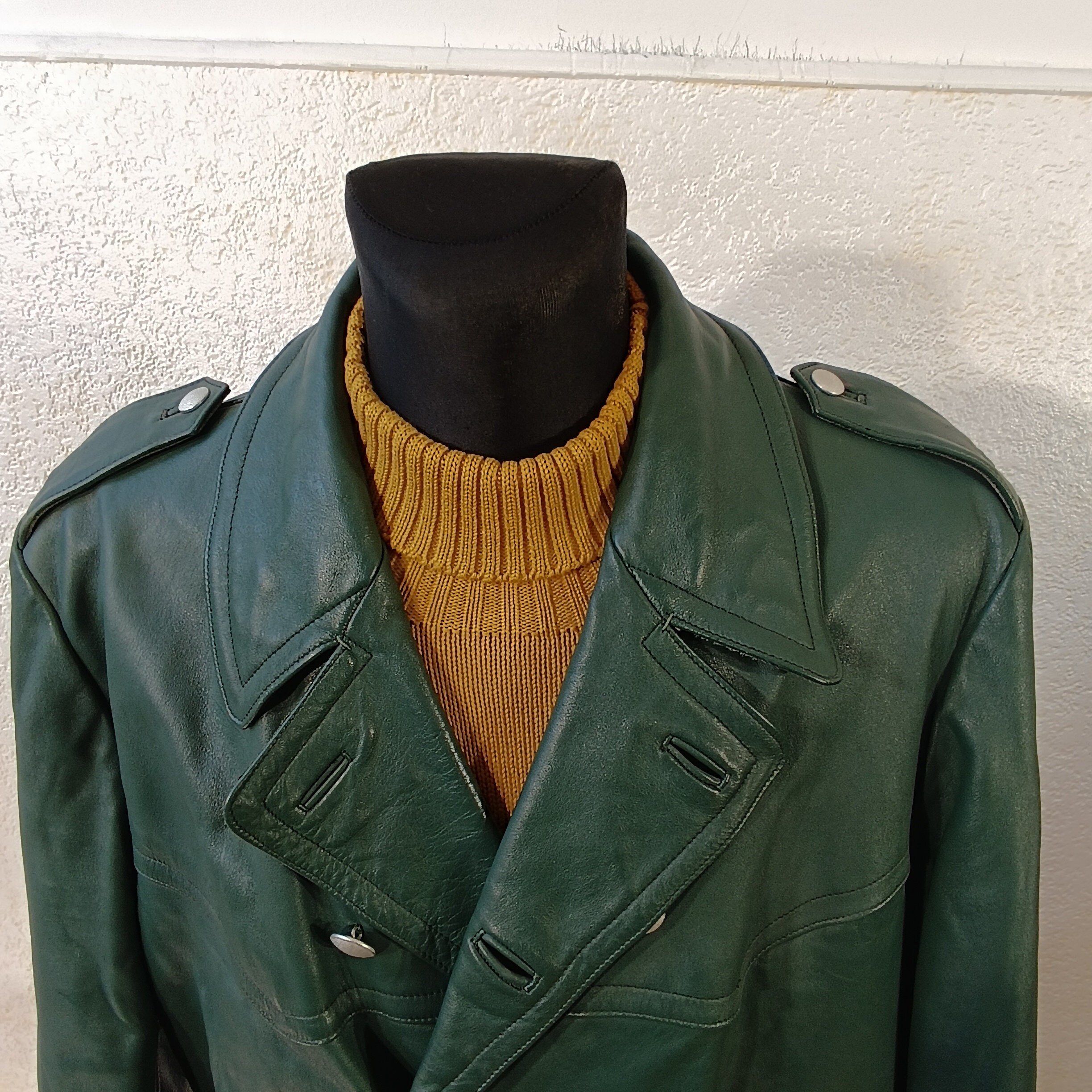 Military Vintageドイツ軍　LEATHER JACKET Vintage 1970s Green Leather Double Breasted Police Jacket