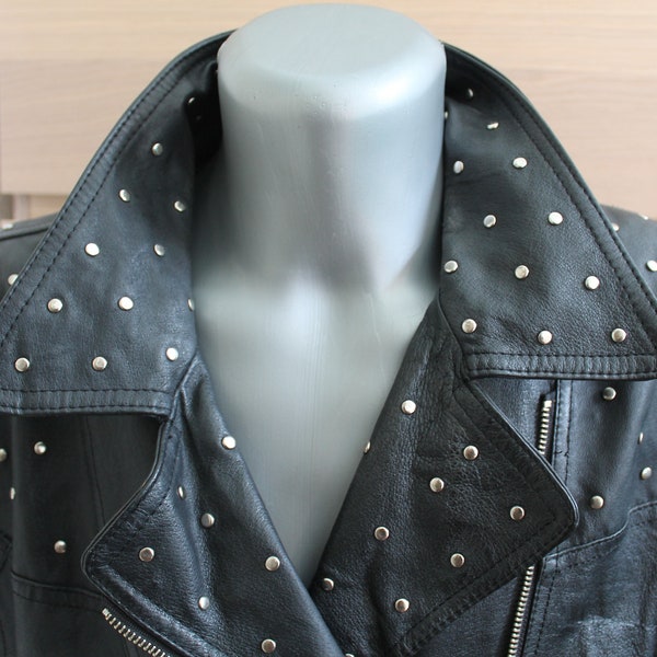 Veste en cuir à pointes Womens MISS JOY Veste en cuir de moto vintage Biker Brando Veste en cuir cloutée Veste en cuir Punk EU 40 Us M