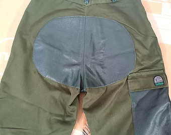 Green hunting pants, leather reinforced, vintage outdoor workwear Size Small