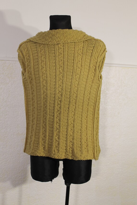 70’s Maroon Cable Knit Belted Wood Button Cardigan by Traditional Ms