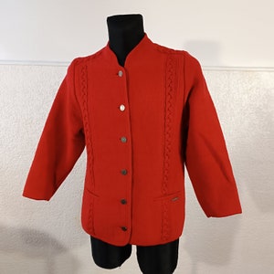 Veste en laine bouillie rouge, cardigan en laine câble vintage Cardigan en laine bouillie, veste en laine autrichienne, veste en laine rouge femmes, veste Trachten M image 1