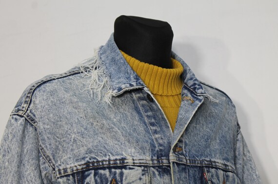 Levi's 70507 Distressed Denim Jacket: Vintage 80s Blue Trucker