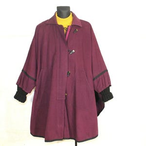 Cape Coat Wool Purple Toggle: Women's Double Closure Winter Size Large