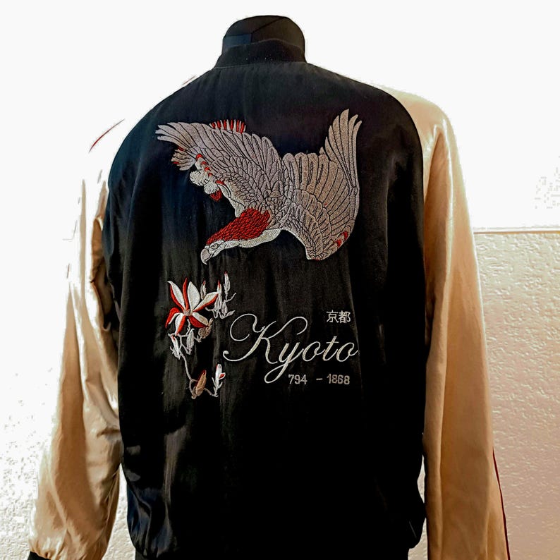 Reversible Sukajan Japanese-Inspired Embroidered Eagle Bomber Jacket - Black Kyoto Style Sweatshirt (Size M)