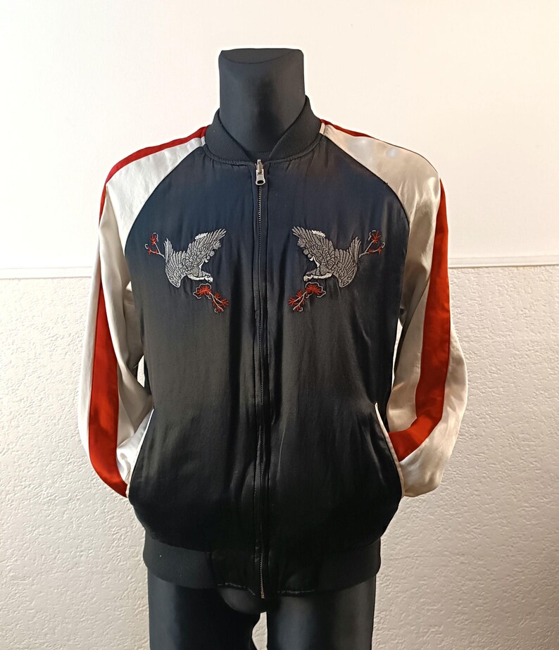 Reversible Sukajan Japanese-Inspired Embroidered Eagle Bomber Jacket - Black Kyoto Style Sweatshirt (Size M)