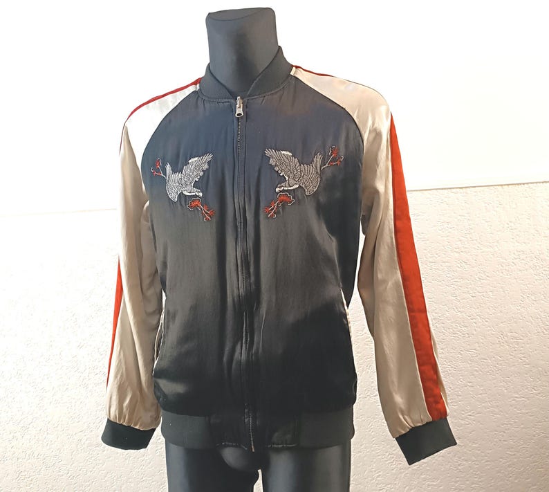 Reversible Sukajan Japanese-Inspired Embroidered Eagle Bomber Jacket - Black Kyoto Style Sweatshirt (Size M)