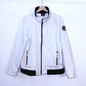 Women&#39;s White Softshell Sailing Jacket - Windproof Regatta Outerwear for Ocean Adventures (Large)