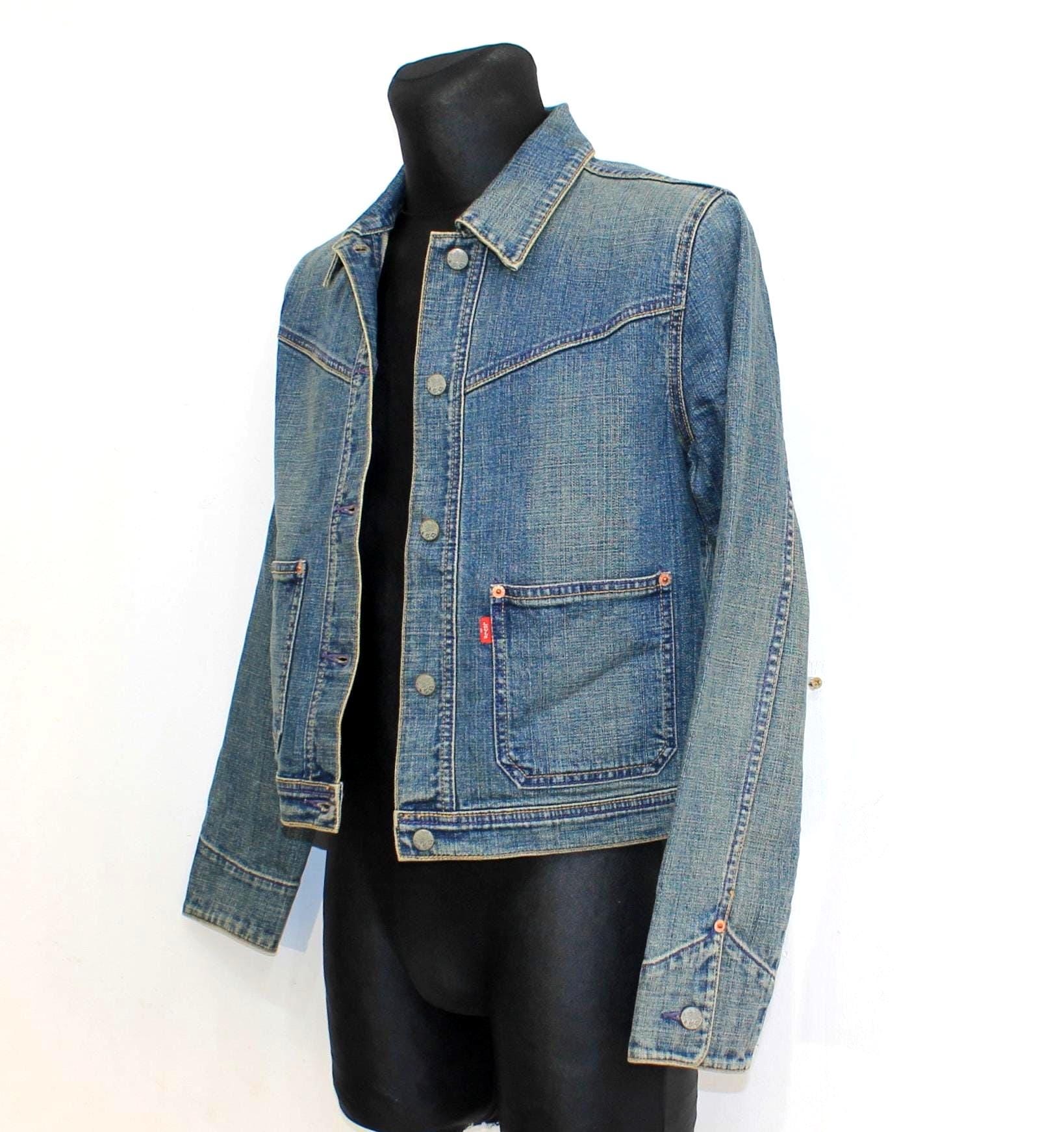 Levi's デニムジャケット Lサイズ ライトブルー Levi's ライトブルーデニムジャケット - メルカリ