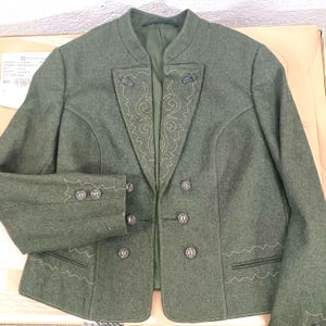 Vintage Green Wool Trachten Jacket for Women - Small Austrian Folk Loden Blazer for Dirndl Outfit