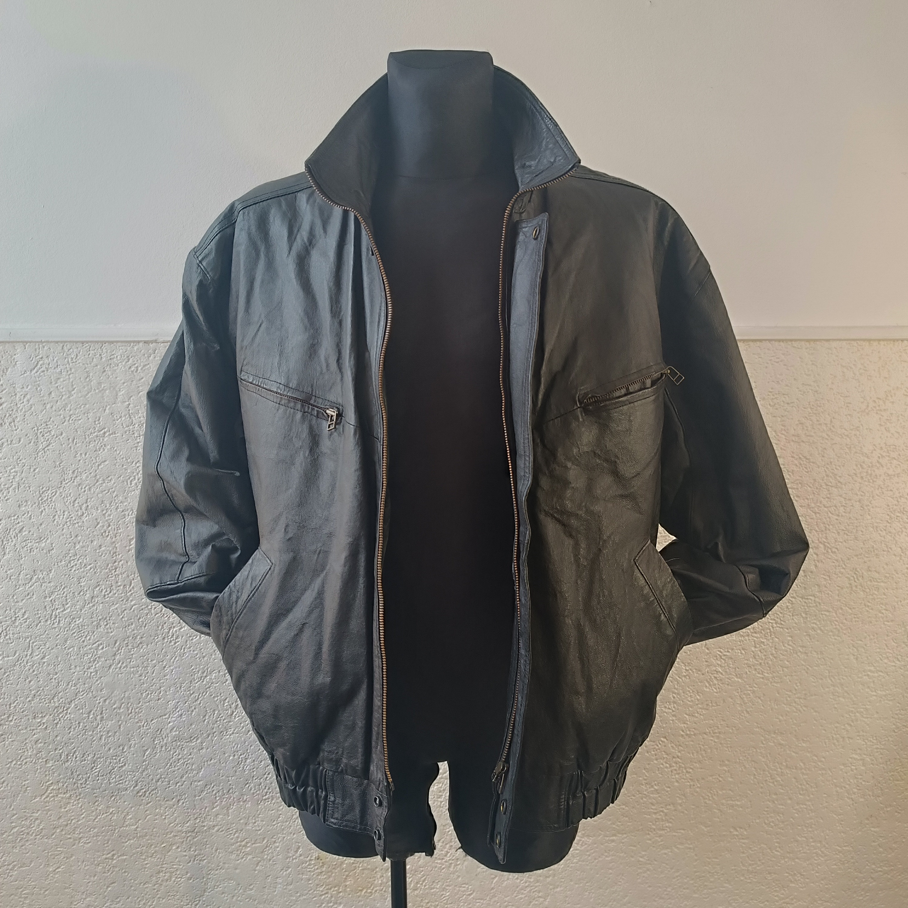 ジャケット・アウター 1990s OLD A-2 BlackLeather Flight Jacket ジャケット・アウター 1990s OLD A-2 BlackLeather Flight Jacket
