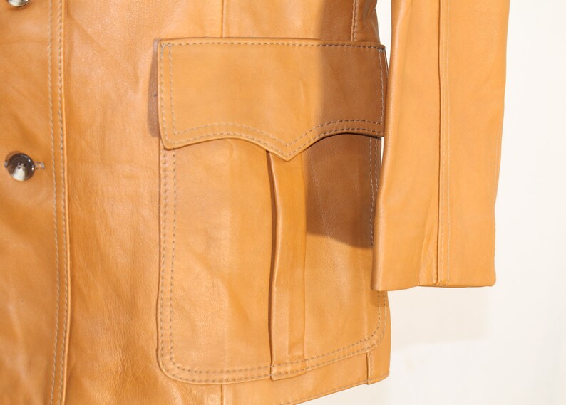 Vintage 70s Tan Safari Leather Jacket for Men - Genuine Brown Retro Outerwear, Size Medium