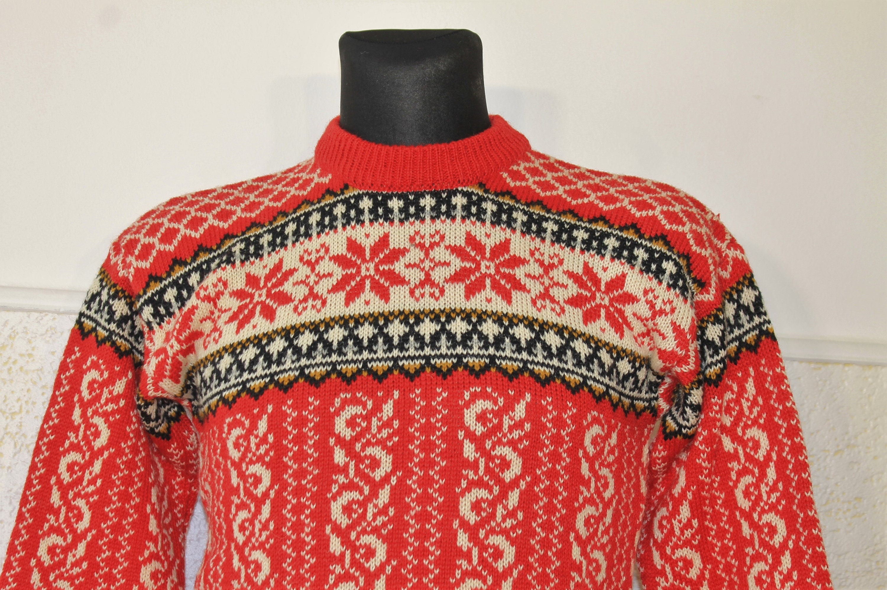 Traditional Norwegian Sweater, Wool Jumper, Wool Sweater Folk, Fair Isle Jumper, Norway Jumper, Nordic Jumper, Nordic Sweater Size Small - Etsy Canada Traditional Norwegian Sweater, Wool Jumper, Wool Sweater Folk, Fair Isle Jumper, Norway Jumper, Nordic Jumper, Nordic Sweater Size Small - Etsy Canada