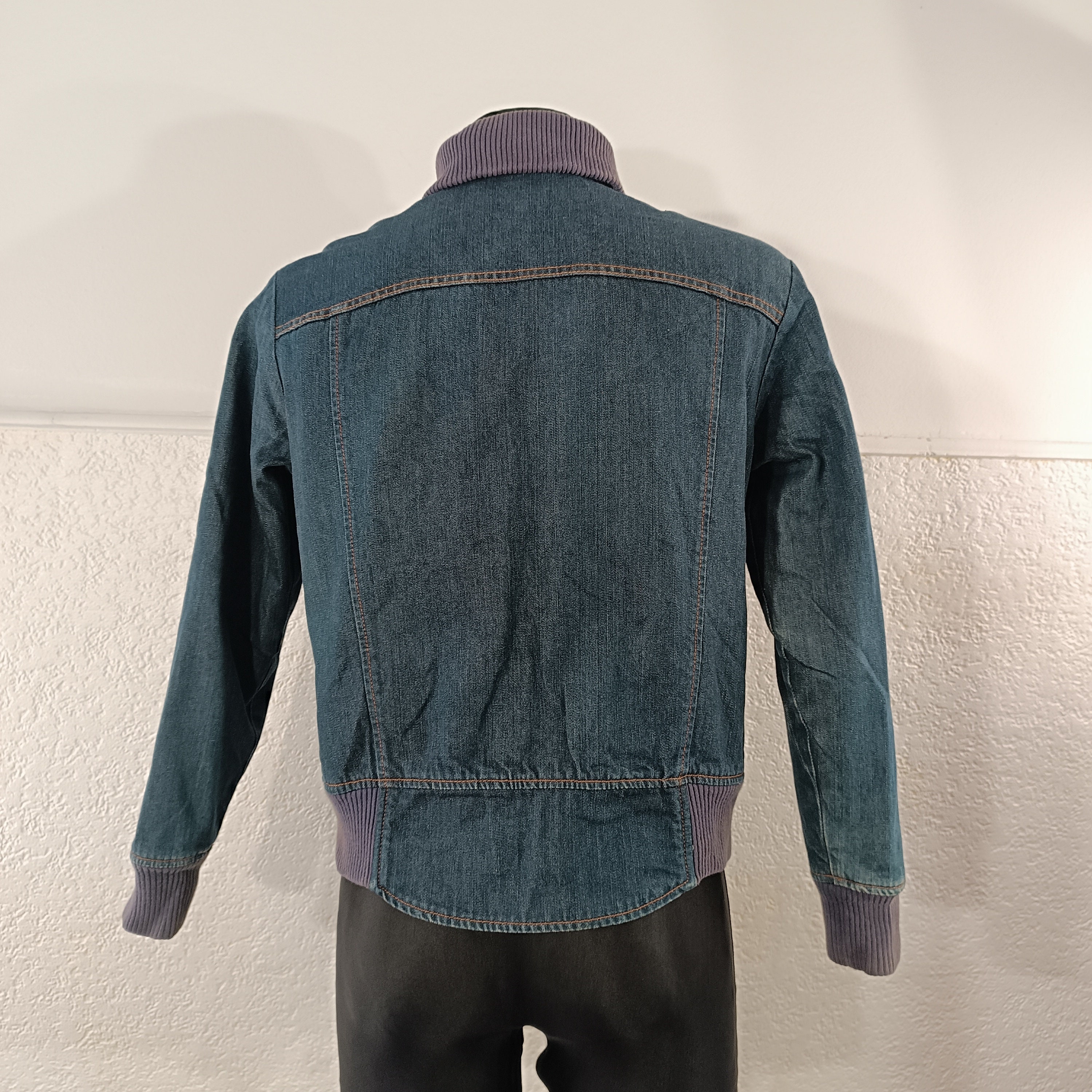 Vintage 90s Levi's Trucker Denim Jacket - Medium Blue Wash
