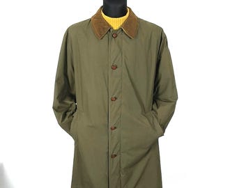 Padded trench coat, khaki vintage style, oversized medium, classic fall outerwear