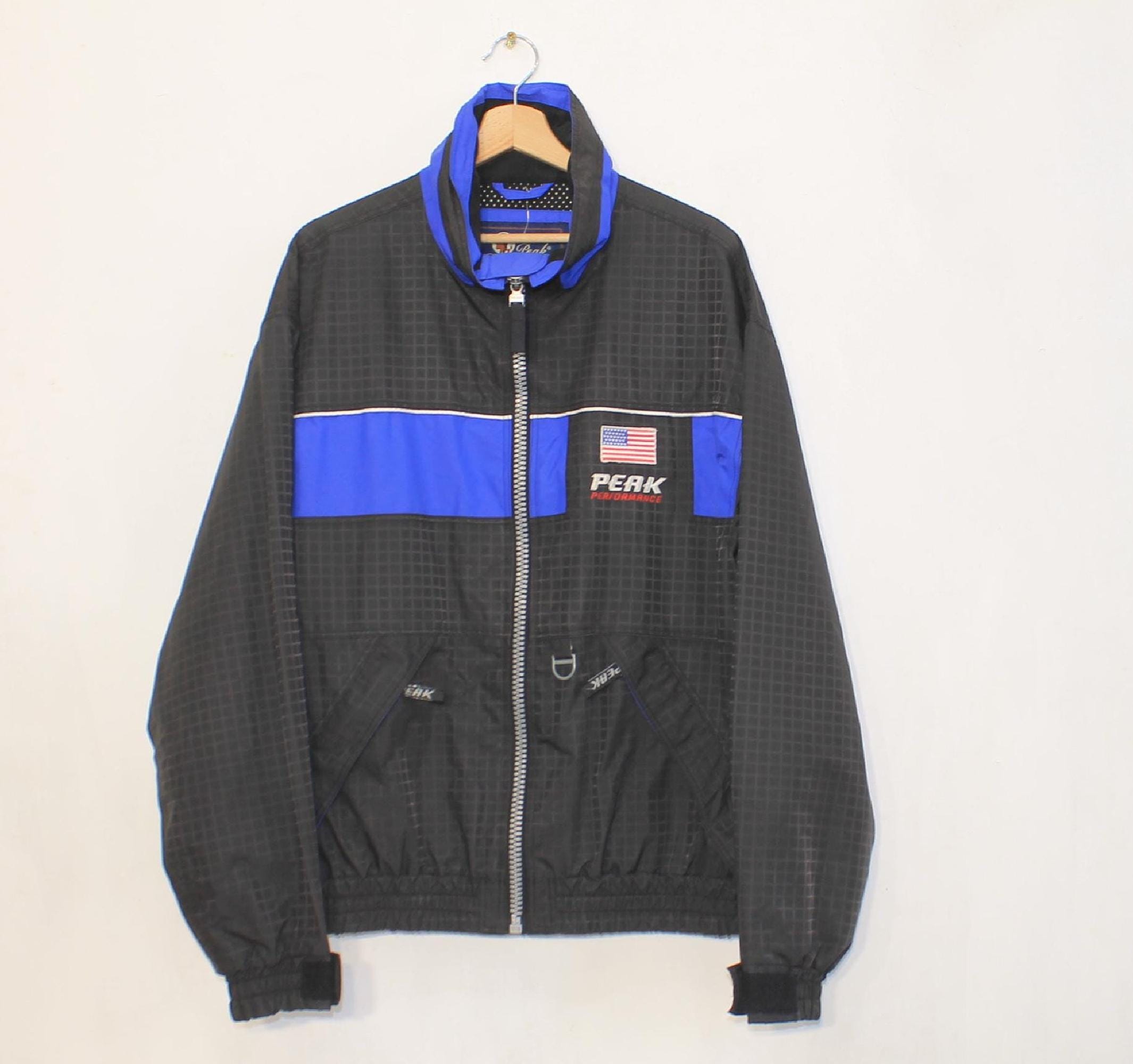 Goretex Windbreaker Jacket Black With Patches Men's 90s Vintage Goretex Windbreaker Jacket Black With Patches Men's 90s Vintage