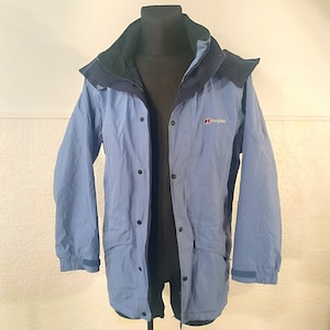 GoreTex Jacket woman, Waterproof Jacket: Blue Berghaus Hooded Medium Hiking Raincoat