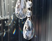 Prisma drop suncatcher lead crystal glass with great shine and color brilliance suncatcher prisma Prism glass Feng shui drop prism