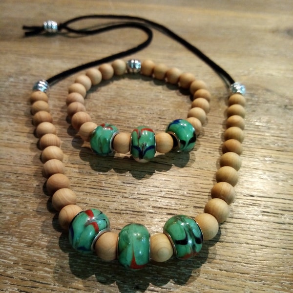 Murano Sandelholz Schmuck Set Halskette und Armband elastisch Allergiker freundlich Größe M tolles murano glas mit unbehandeltem Sandelholz!