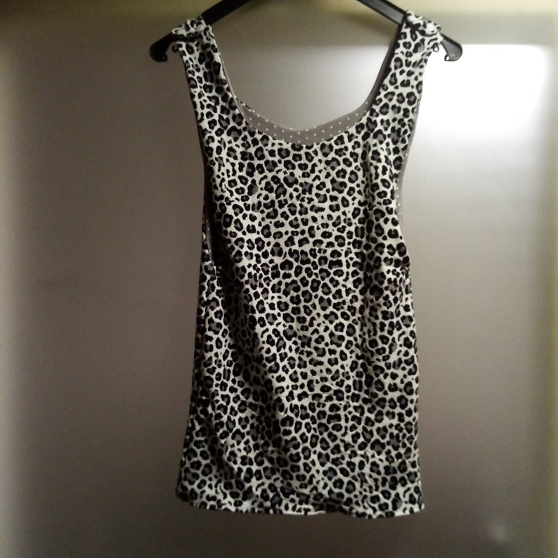 Tolles Jersey Mädchen Wendekleid ca 9/11Jahre leopard und grau 128/140 Gesamtlänge 65cm tolles weiches öko tex jersey Unikat Bild 9