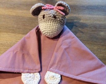 Maus schnuffeltuch aus öko tex Baumwolle altrosa Handarbeit gehäkelte Maus 29x29cm Tuch Geschenk Geburt Baby rosa