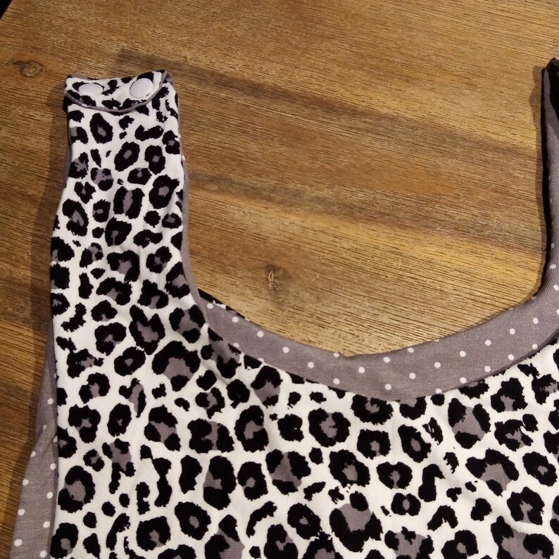 Tolles Jersey Mädchen Wendekleid ca 9/11Jahre leopard und grau 128/140 Gesamtlänge 65cm tolles weiches öko tex jersey Unikat Bild 5