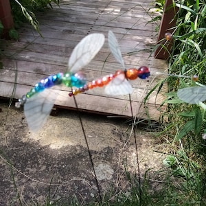 2er Set flatternde Libelle Kristallglas brilliant Schliff funkelnde Libelle mit Stoff Flügeln die im Wind flattern 9 bis 12 cm Farbe wählbar Bild 2
