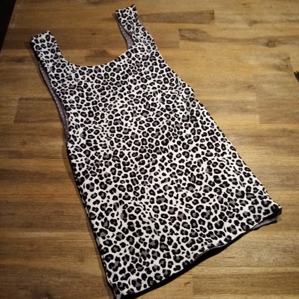 Tolles Jersey Mädchen Wendekleid ca 9/11Jahre leopard und grau 128/140 Gesamtlänge 65cm tolles weiches öko tex jersey Unikat!!