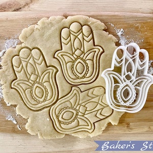 Hamsa Cookie Cutter, Fatima Hand Cookie Cutter, Miriam Hand Cookie cutter, Cookie Stamp