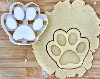 Paw Print Cookie Cutter with Stamp: Fondant Cutter