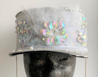 upcycled holographic hat "Aura", handmade