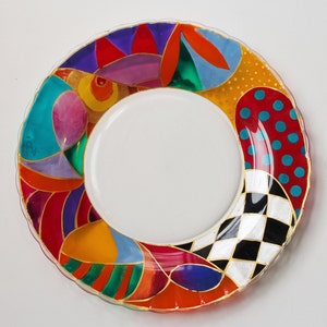 Pretty glass plate, hand painted, 23cm, very colorful, fish theme, signed and numbered