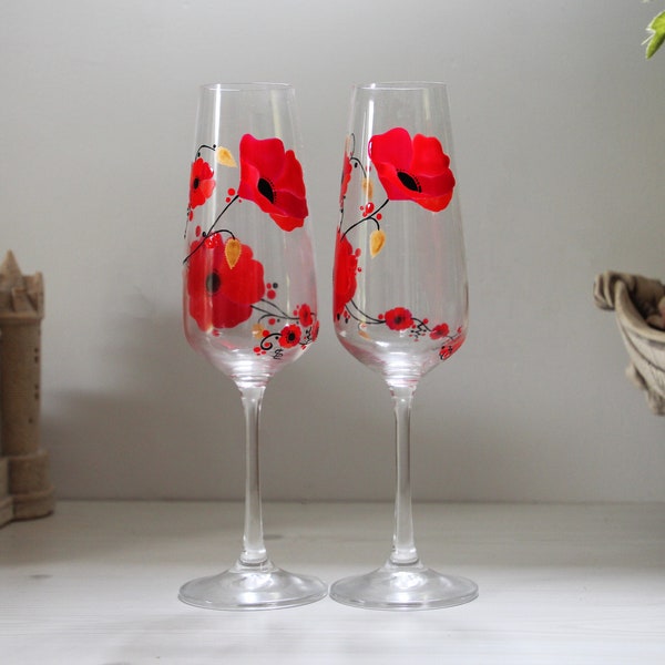 Deux flutes à champagne en cristal peintes à la main sur le thème champêtre des coquelicots joli cadeau pour un anniversaire de mariage