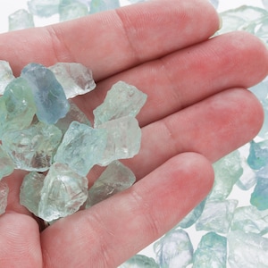 Raw Aquamarine Pieces, Rough Aquamarine Uncut, Aquamarine Crystals,  March Birthstone, Rough Gemstones, Raw Gemstones, LAquamarine001