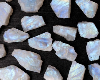 Pink Moonstone Rough Nugget 6X8 9X15 mm 145 Carats Pink Moonstone Moonstone Birthstone Moonstone Nugget Moonstone Gemstone