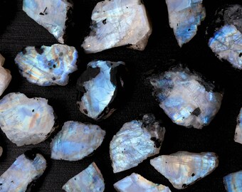 Pink Moonstone Rough Nugget 6X8 9X15 mm 145 Carats Pink Moonstone Moonstone Birthstone Moonstone Nugget Moonstone Gemstone