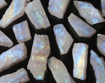 Medium Raw Moonstone Pieces, Rough Moonstone Slabs, June Birthstone, Bulk Raw Gemstones, Moonstone Crystal, Rmoonstone002
