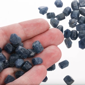 Medium Raw Sapphire Pieces, Rough Sapphire, Genuine Uncut Sapphire, September Birthstone, Healing Crystal, Rough Gemstone, MDSapph001